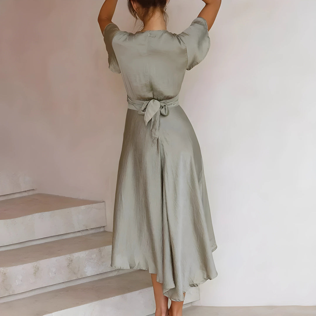 Lara | Midikleid mit Knotendetail