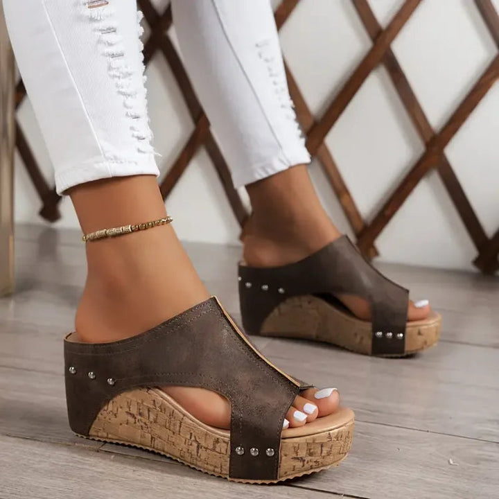 Mia | Modische orthopädische Sandalen