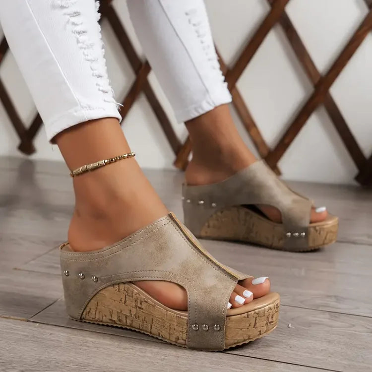 Mia | Modische orthopädische Sandalen