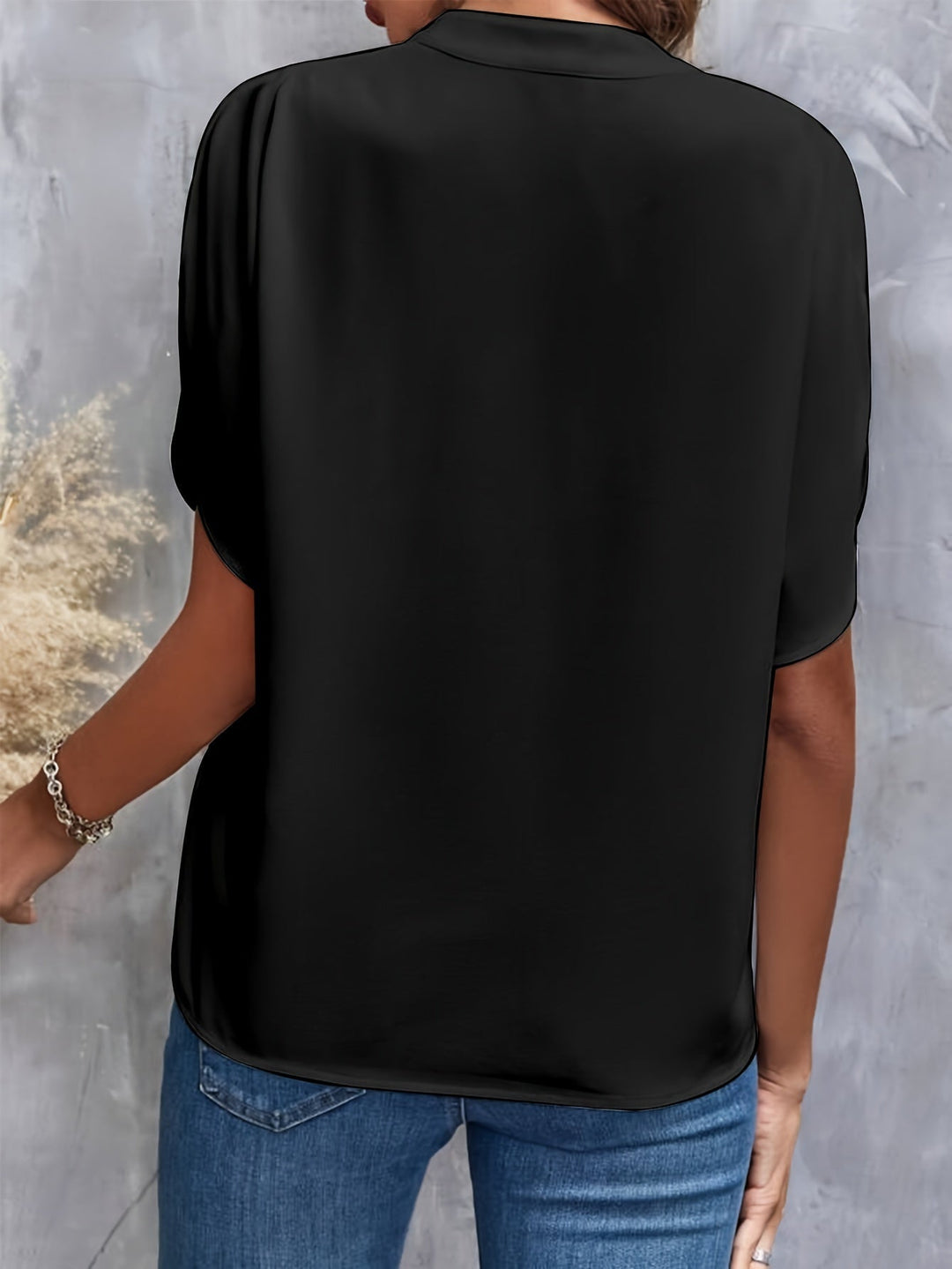 Beatrix | Elegante Bluse mit V-Ausschnitt