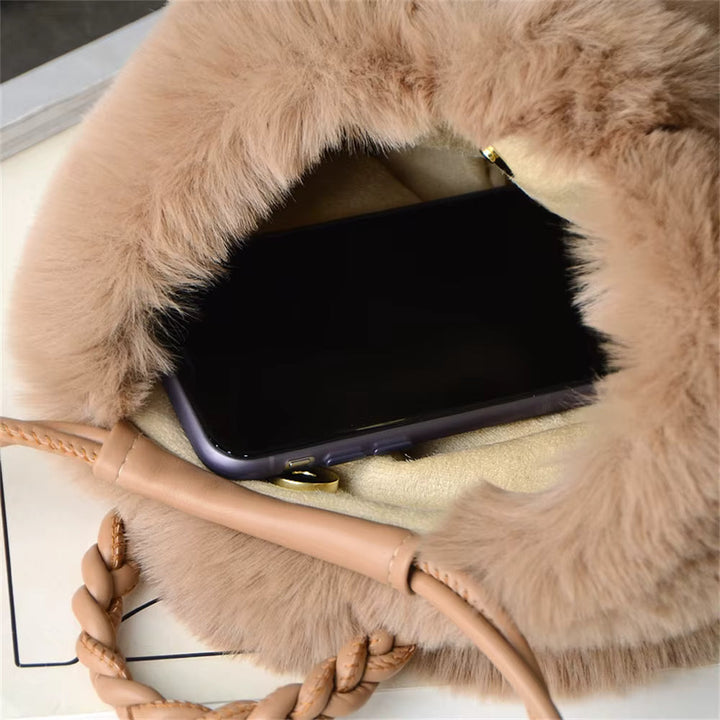 Blesilda | Plüsch-Handtasche mit Geflochtenem Griff