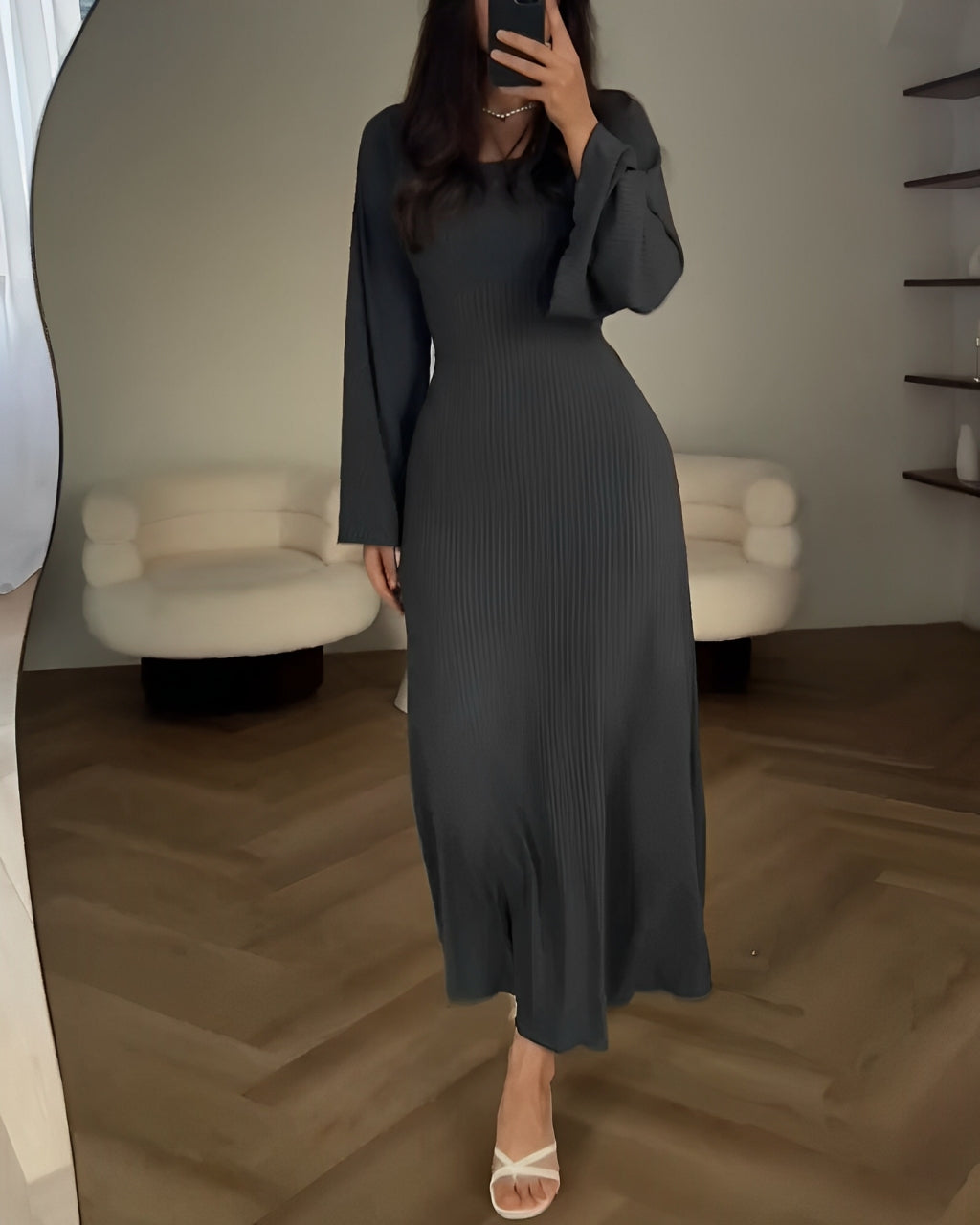 Mechthild | Geripptes Strick-Maxikleid mit Ärmeln